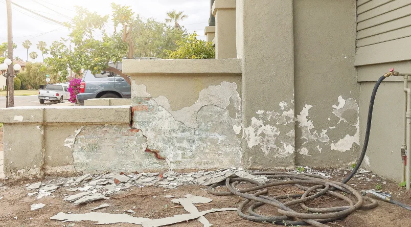 The+Gold+Hive+How+to+Repair+Stucco